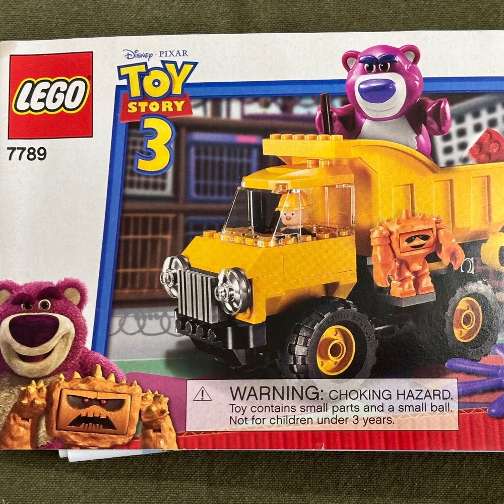 LEGO Toy Story 3 "Lotso's Dump Truck" 7789 INCL: Everything but the box.